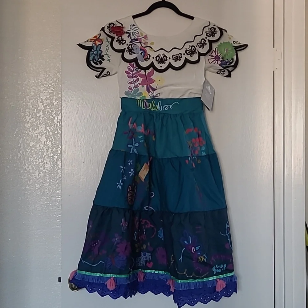 AUTHENTIC DISNEY ENCANTO MIRABEL GIRLS COSTUME AND ACCESSORIES BUNDLE - Picture 5 of 12